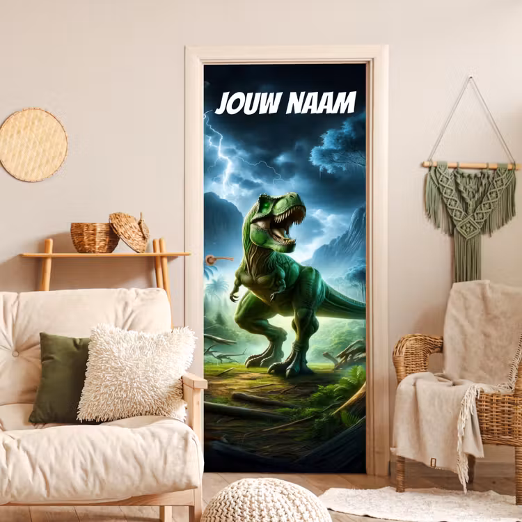 Stoere T-rex in jungle met bliksem en de tekst “Deze kamer is van: jouw naam”. deurposter klein -sfeer2