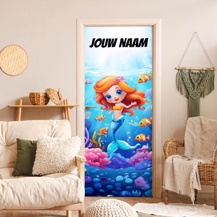 Schattige zeemeermin met vissen onder water en de tekst “Deze kamer is van: jouw naam”. deurposter klein -sfeer2