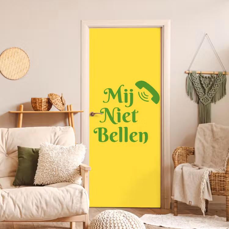 Mij niet bellen - Telefoon - Geel deurposter klein -sfeer2