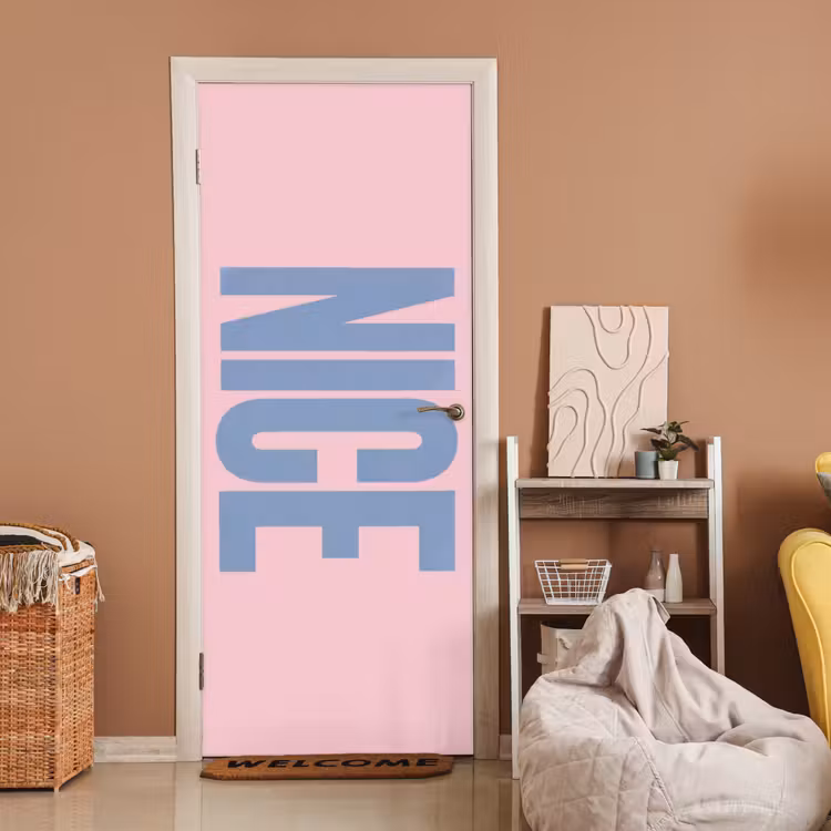 Nice - Paars - Roze deurposter klein -sfeer1