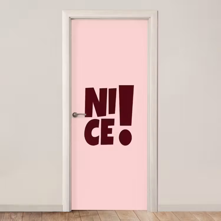 Nice - Uitroepteken - Roze deurposter klein -3d_beige