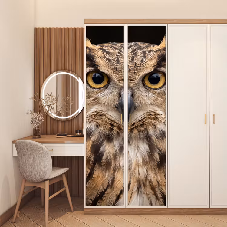 Oehoe - Uil - Portret - Bruin deurposter klein -sfeer3