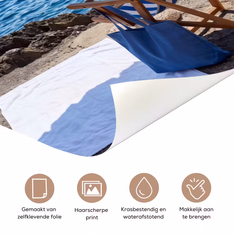 Strand - Ligstoel - Parasol - Zomer - Blauw deurposter klein -closeup_NL