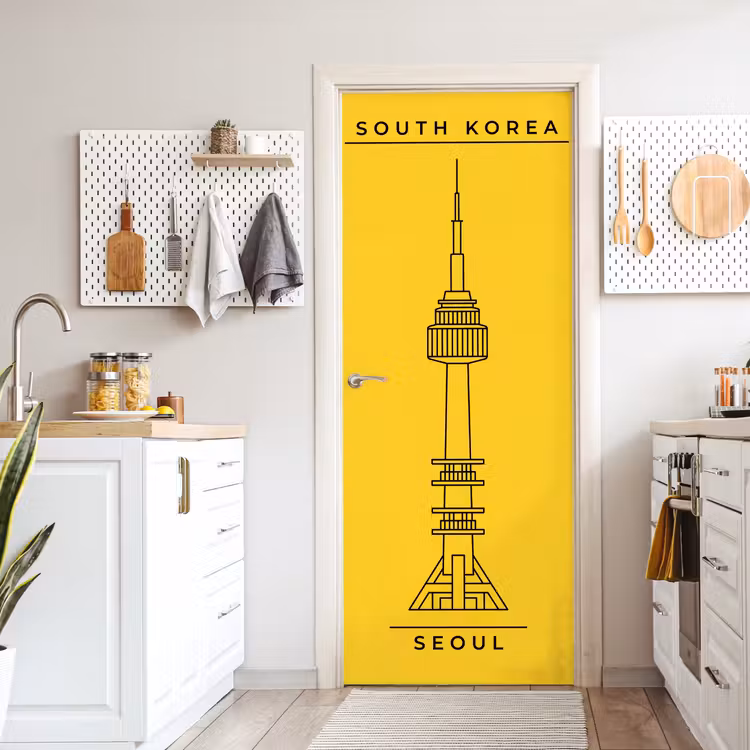 Toren - Seoul - Architectuur - Minimalistisch - Geel deurposter klein -sfeer5