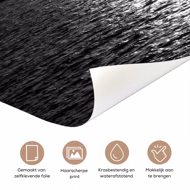 Water - Boot - Lucht - Natuur - Zwart-wit deurposter klein -closeup_NL