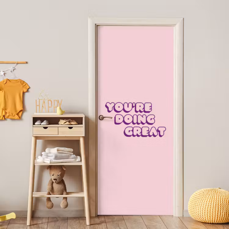 You're doing great - Roze - Bubble letters deurposter klein -sfeer4