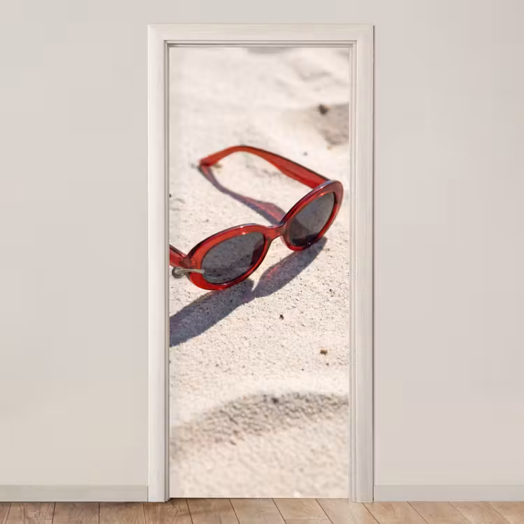 Zonnebril - Strand - Vakantie - Rood deurposter klein -3d_beige