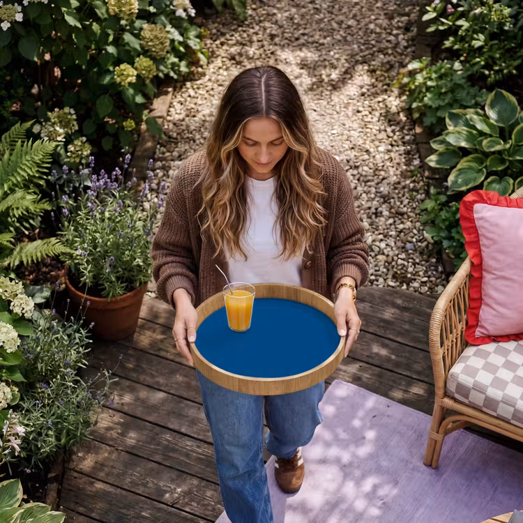 Free - Groove - Blauw Dienblad Rond middel 914 -sfeer5