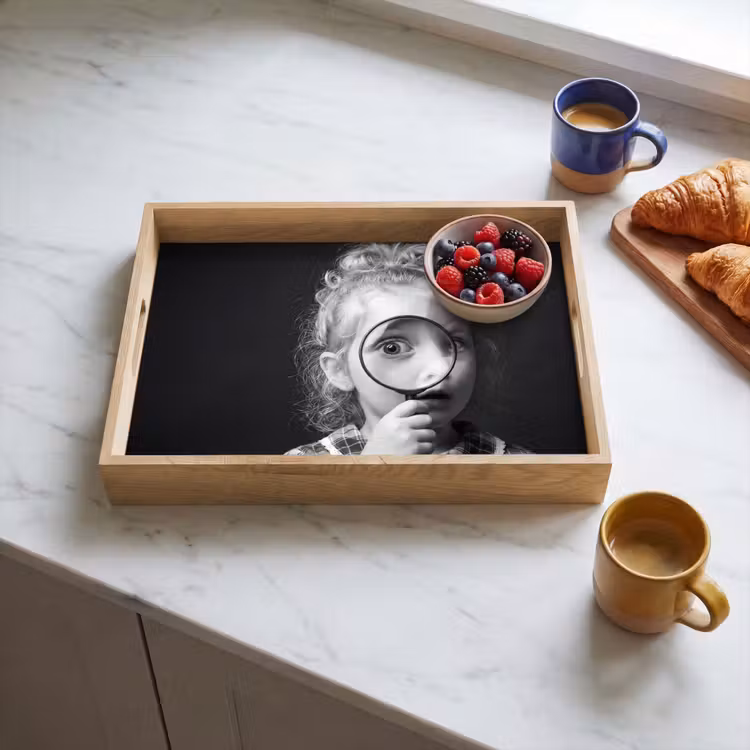 Kind - Vergrootglas - Portret - Zwart-wit Dienblad Rechthoek middel -sfeer2