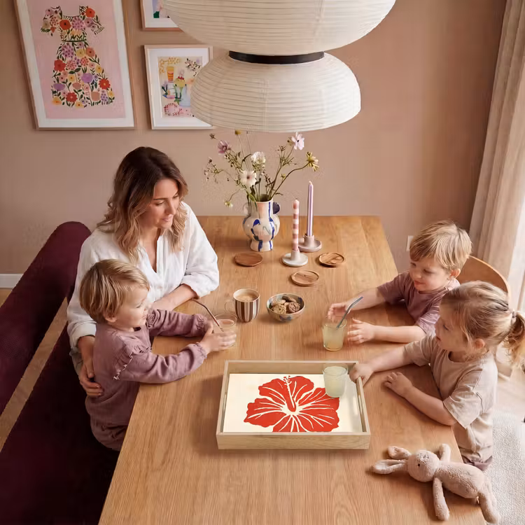 Rode hibiscusbloem - Textuur achtergrond - Beige Dienblad Rechthoek middel -sfeer4