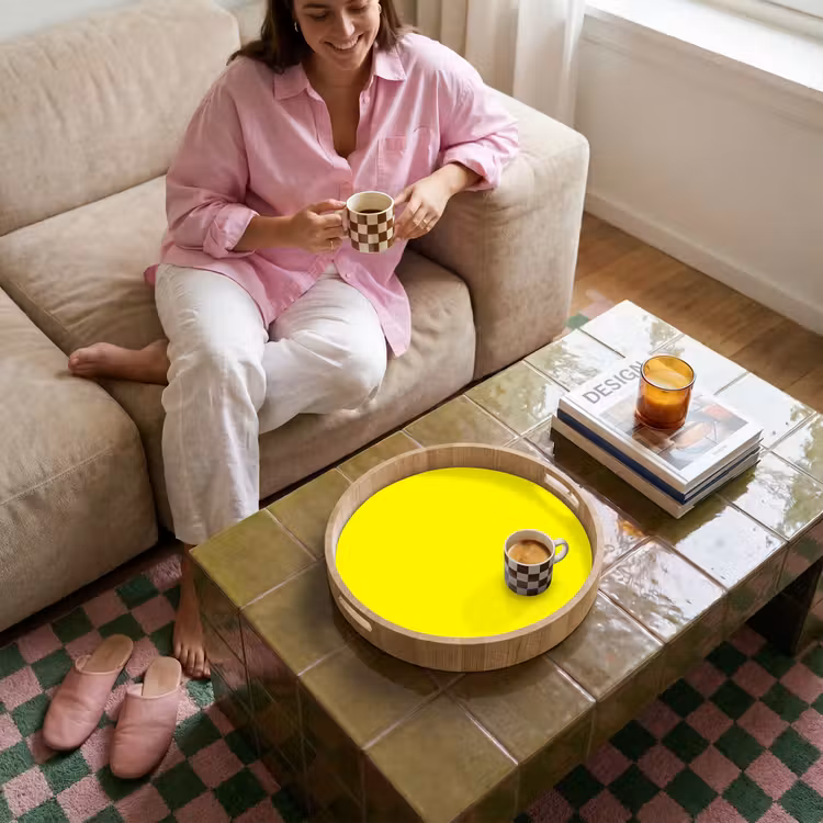 Sunshine - Glow - Geel Dienblad Rond middel 914 -sfeer3