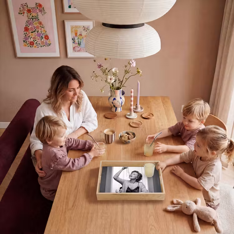 Vrouw - Spaghetti - Zwart - Wit Dienblad Rechthoek middel -sfeer4