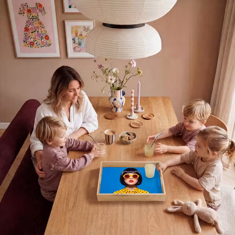 Vrouw - Zonnebril - Pop Art - Portret - Geel Dienblad Rechthoek middel -sfeer4