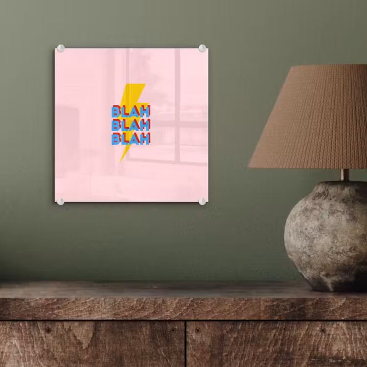 Blah - Bliksem - Roze plexiglas 5mm klein -sfeer3