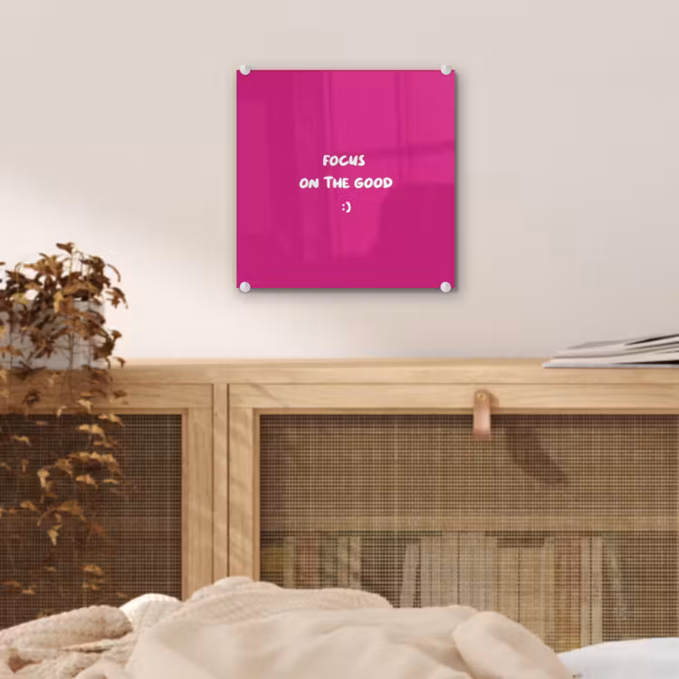 Focus - Smiley - Roze plexiglas 5mm klein -sfeer4