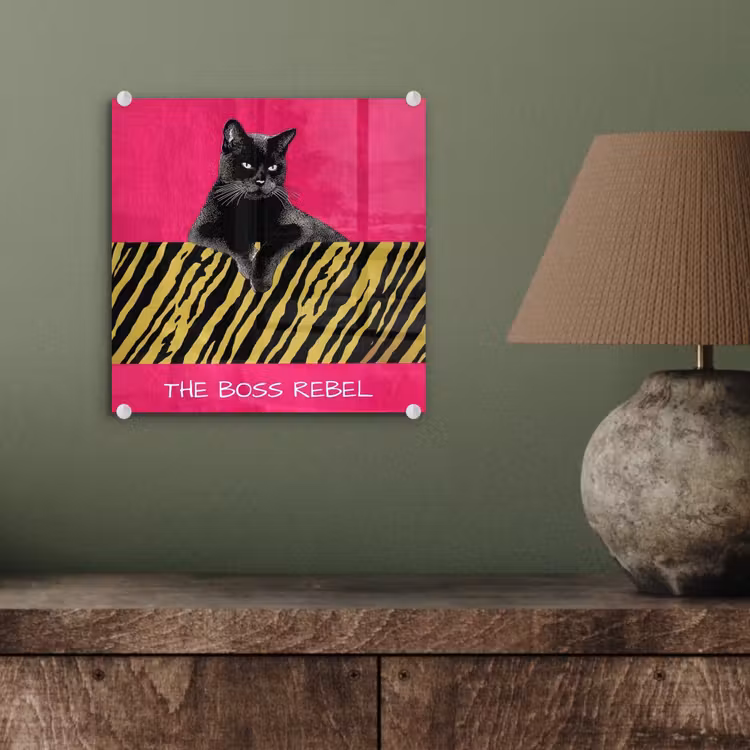 Kat - Baas - Roze - Tijgerprint plexiglas 5mm klein -sfeer3