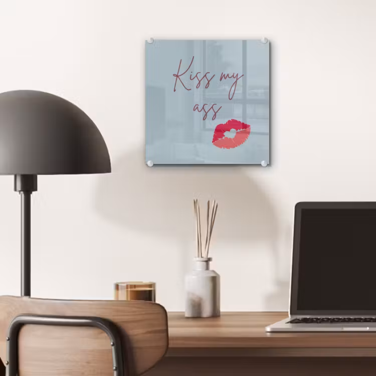 Kiss my ass - Lip - Blauw plexiglas 5mm klein -sfeer6