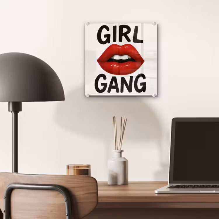 Lip - Girl - Rood - Letters plexiglas 5mm klein -sfeer6