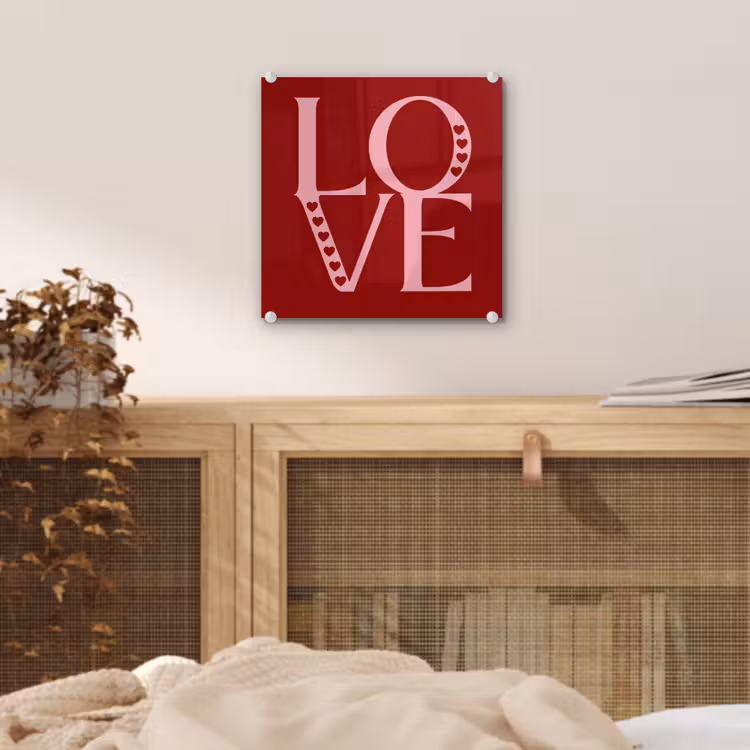 Love - Rood - Hatjes plexiglas 5mm klein -sfeer4