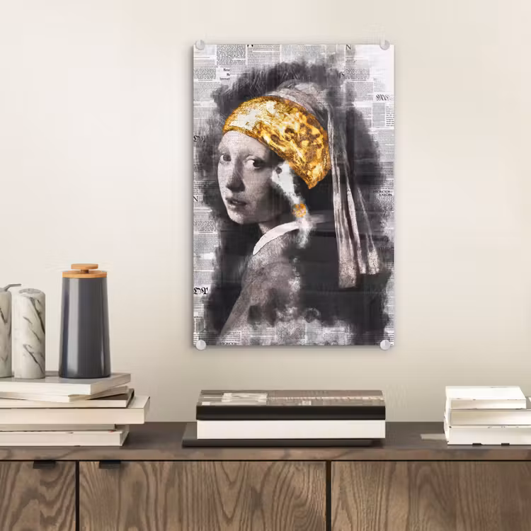 Meisje met de parel - Johannes Vermeer - Krant - Goud plexiglas 5mm klein -sfeer1