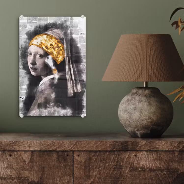 Meisje met de parel - Johannes Vermeer - Krant - Goud plexiglas 5mm klein -sfeer3