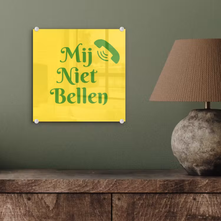 Mij niet bellen - Telefoon - Geel plexiglas 5mm klein -sfeer3