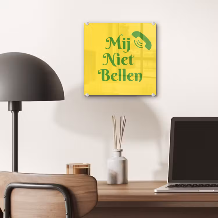 Mij niet bellen - Telefoon - Geel plexiglas 5mm klein -sfeer6