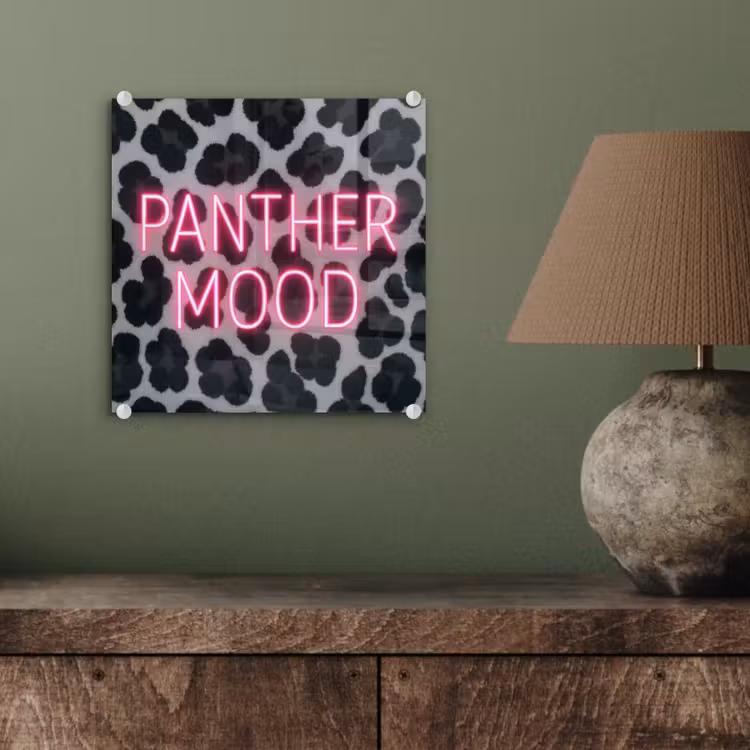 Panterprint - Zwart - Neonletters - Roze plexiglas 5mm klein -sfeer3