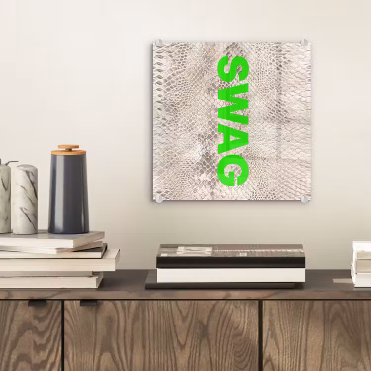 Slangenprint - SWAG - Neon - Groen plexiglas 5mm klein -sfeer1