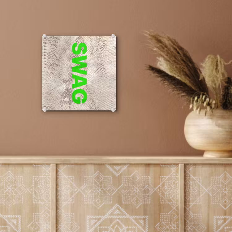 Slangenprint - SWAG - Neon - Groen plexiglas 5mm klein -sfeer5