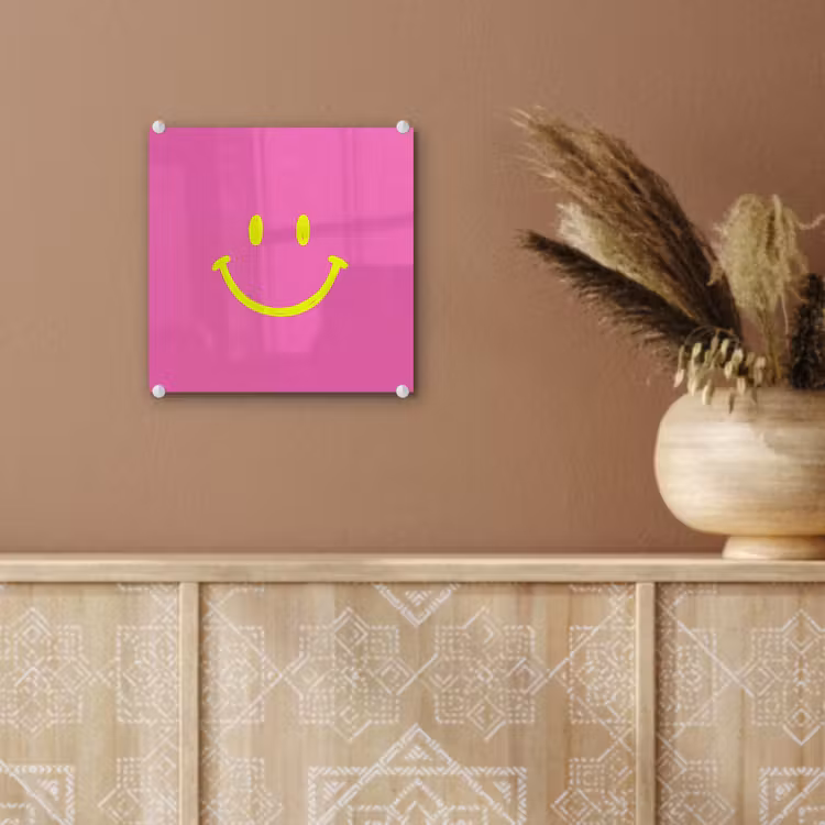 Smiley - Vrolijk - Roze plexiglas 5mm klein -sfeer5