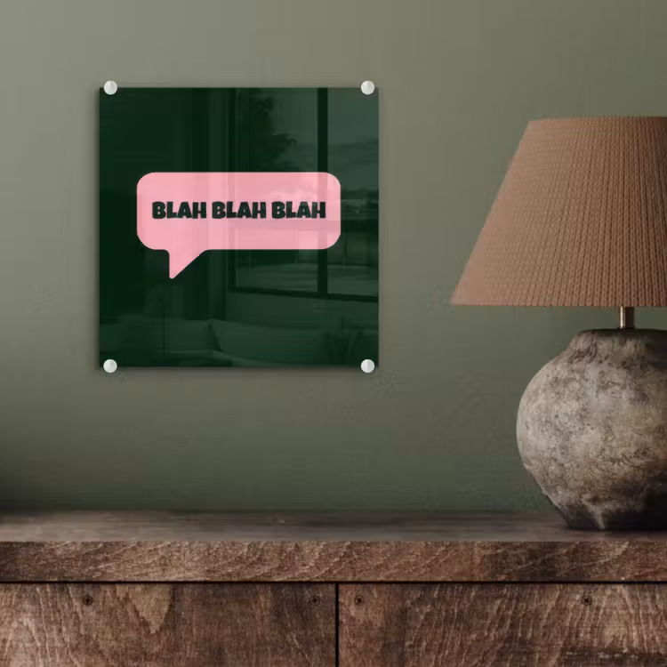 Tekstwolk - BLAH BLAH BLAH - Roze plexiglas 5mm klein -sfeer3