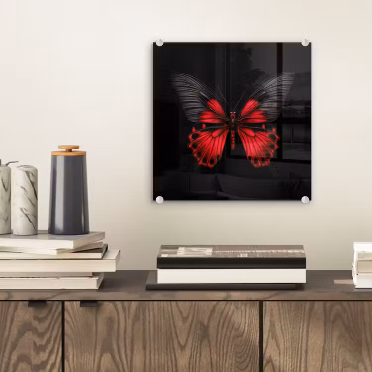 Vlinder - Rood - Contrast plexiglas 5mm klein -sfeer1