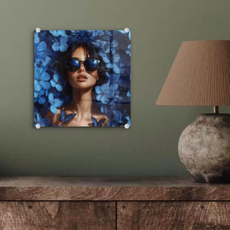 Vrouw - Blauw - Bloemen - Vlinders - Natuur plexiglas 5mm klein -sfeer3
