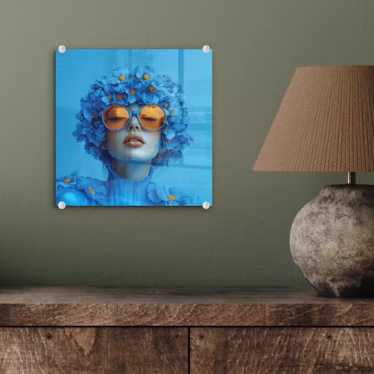 Vrouw - Bloem - Blauw - Modern - Bril - Portret plexiglas 5mm klein -sfeer3