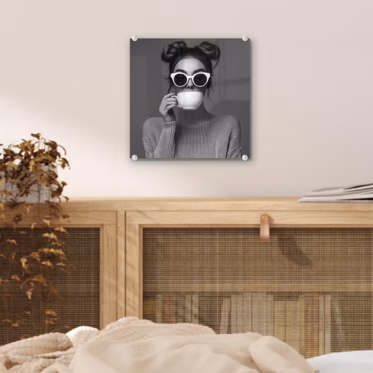 Vrouw - Koffie - Zwart - Wit plexiglas 5mm klein -sfeer4