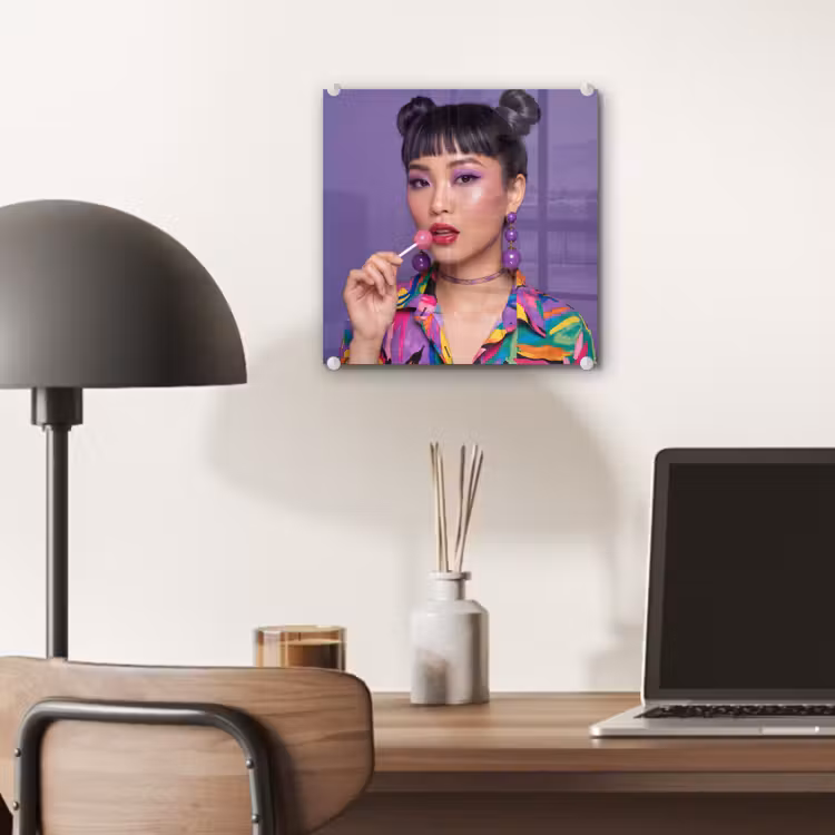 Vrouw - Portret - Make-up - Paars - Levendig plexiglas 5mm klein -sfeer6