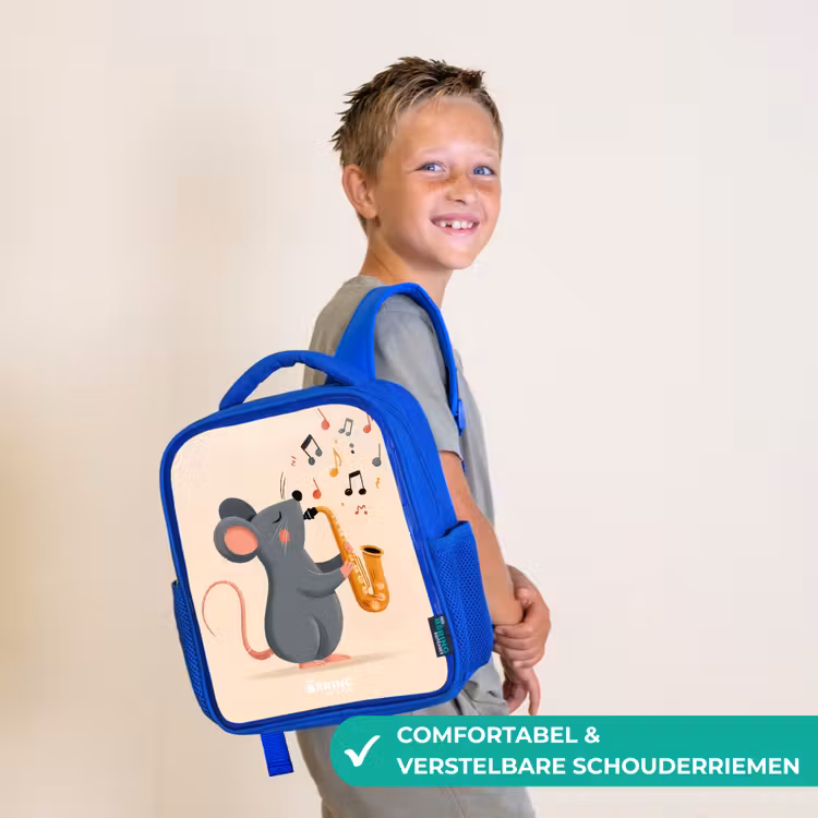Muis - Saxofoon - Muziek Kinderrugzak - Blauw middel -sfeer3_NL