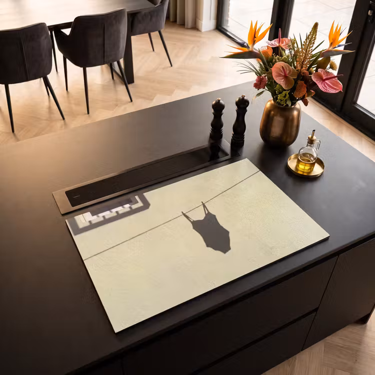 Badpak - Schaduw - Muur - Zomer - Minimalistisch Inductie beschermer vinyl 3mm klein -sfeer5