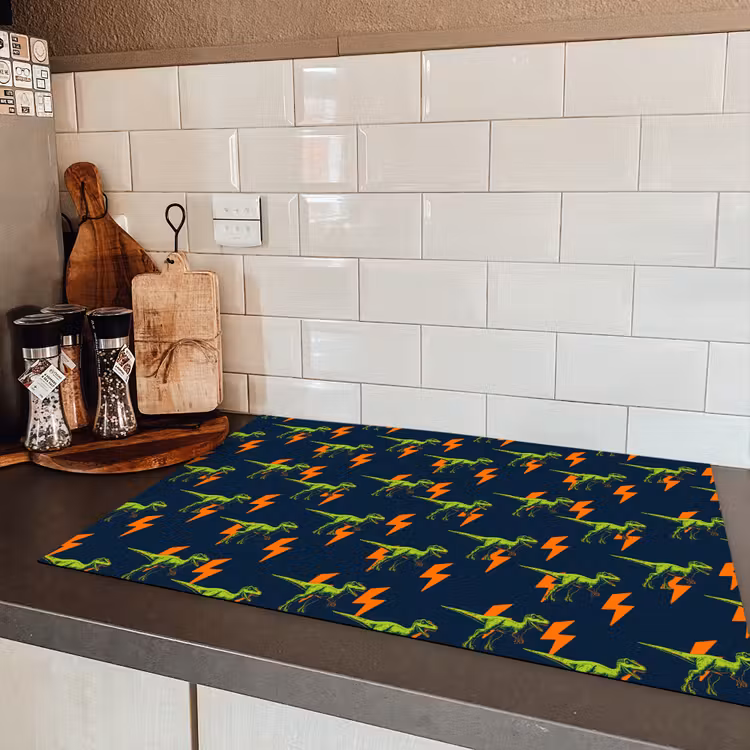 Bliksemschichten - Oranje - Dinosaurussen Inductie beschermer vinyl 3mm klein -sfeer3