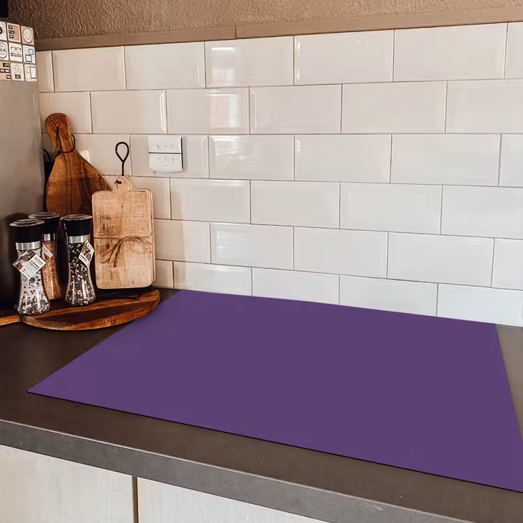 Deep - Plum - Paars Inductie beschermer vinyl 3mm klein 276 -sfeer3