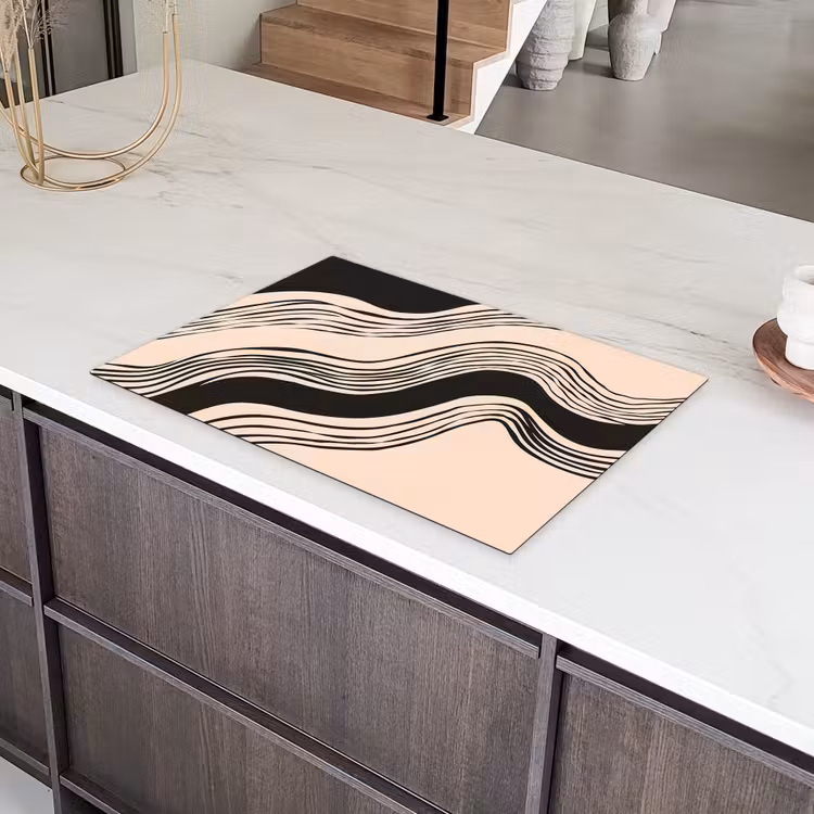 Golven - Zwart - Zandkleur Inductie beschermer vinyl 3mm klein -sfeer8