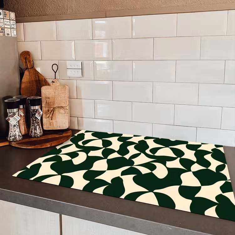 Groen - Organische vlakken - Crème Inductie beschermer vinyl 3mm klein 276 -sfeer3