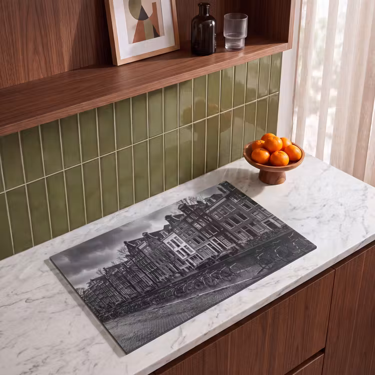 Huis - Gracht - Amsterdam - Architectuur - Zwart-wit Inductie beschermer vinyl 3mm klein -sfeer8