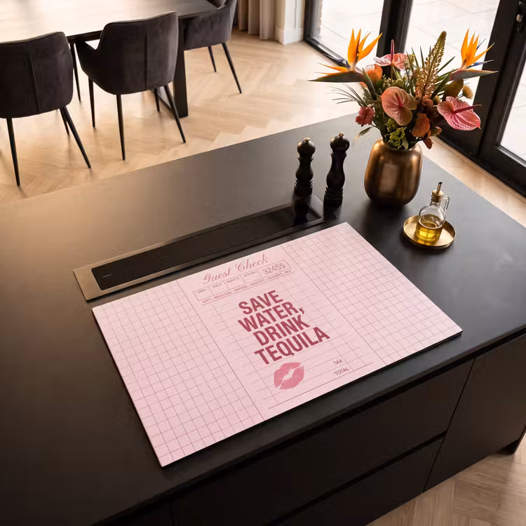 Humor - Drank - Tekst - Roze Inductie beschermer vinyl 3mm klein -sfeer5