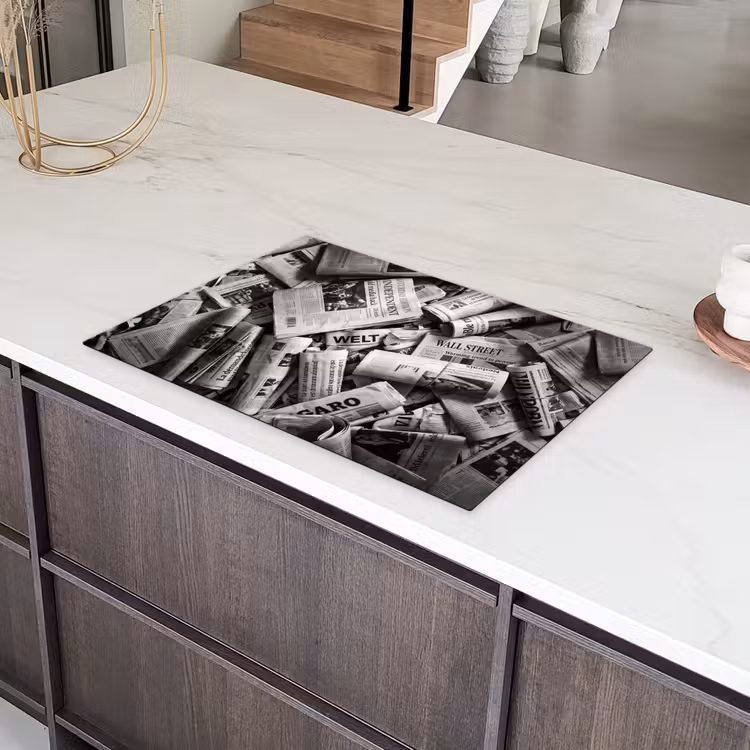 Krant - Stapel - Nieuws - Zwart-wit Inductie beschermer vinyl 3mm klein -sfeer8