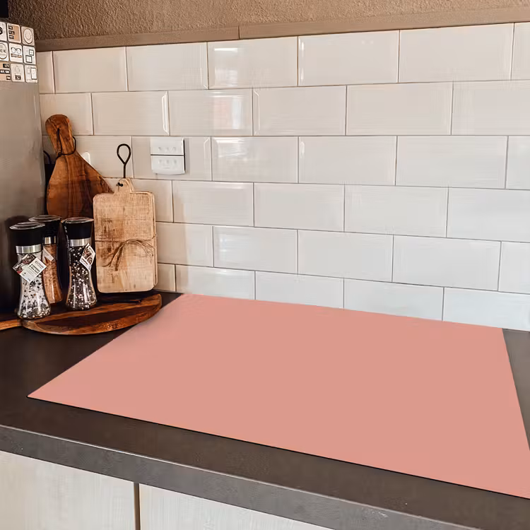 Muted - Salmon - Koraal Inductie beschermer vinyl 3mm klein 276 -sfeer3