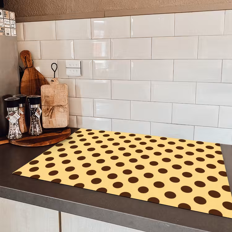Polka Dot - Stippen - Retro - Geel - Bruin Inductie beschermer vinyl 3mm klein 276 -sfeer3