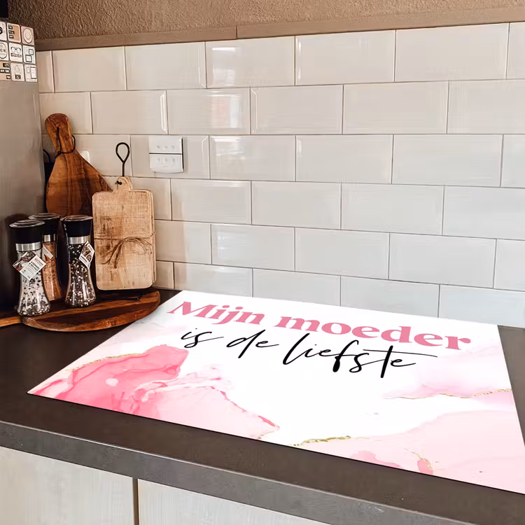 Quote - Mama - Mijn moeder is de liefste - Roze Inductie beschermer vinyl 3mm klein -sfeer3
