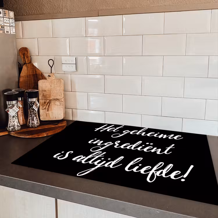 Quotes - Koken - Het geheime ingrediënt is altijd liefde! - Spreuken - Liefde Inductie beschermer vinyl 3mm klein -sfeer3